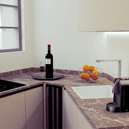 Leutari Apartmán